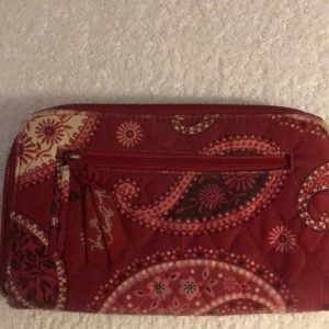 Vera Bradley zip around wallet